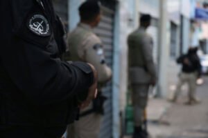 Operação investiga denúncias de tortura na sede da torcida organizada Bamor em Salvador