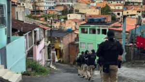 Operação Mercador desarticula rede de tráfico de armas em diversos estados