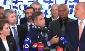 Oposição aciona PGR contra Moraes e exige saída de Andrei Rodrigues após caso Banco Master