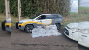 Polícia apreende carga milionária de peças de celular sem nota fiscal em Santa Cruz do Rio Pardo