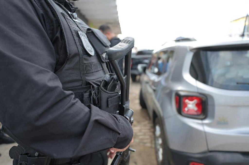 Polícia prende suspeito de liderar tráfico e matar turista em Ilhéus
