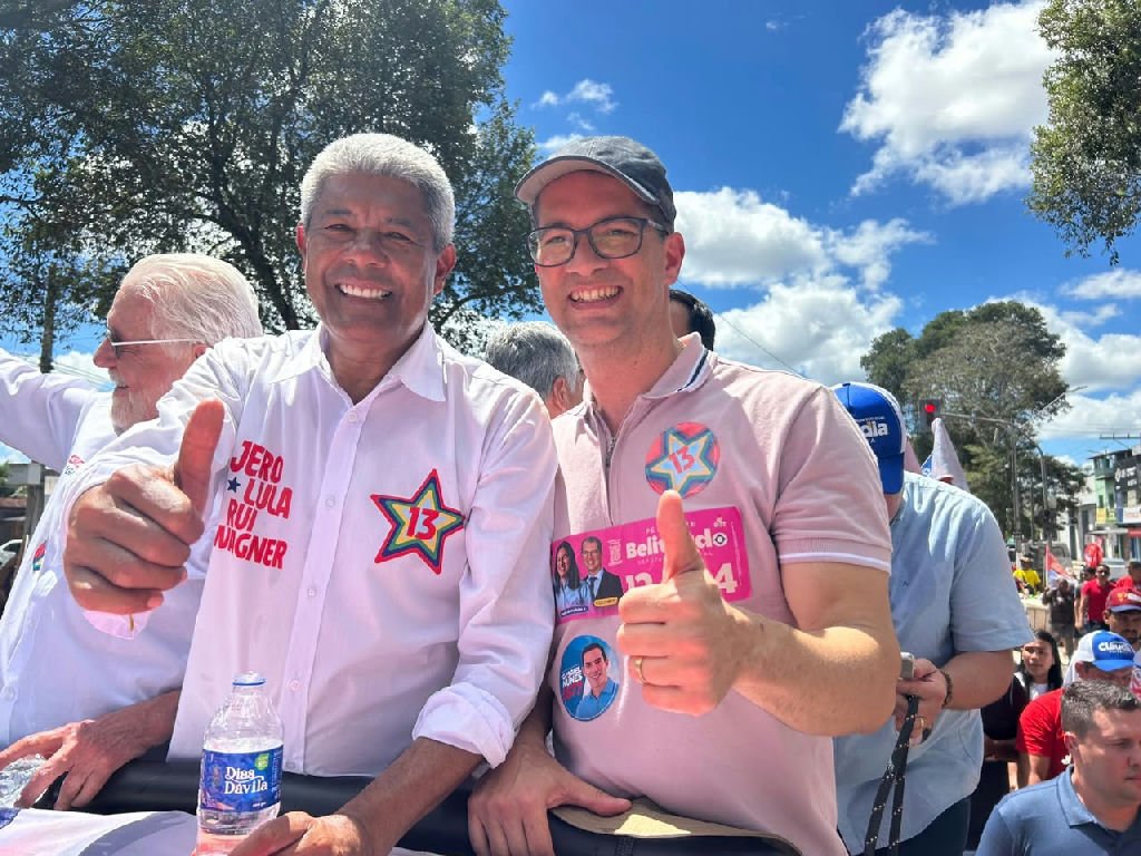 Prefeito de Teixeira de Freitas formaliza apoio político a Jerônimo Rodrigues
