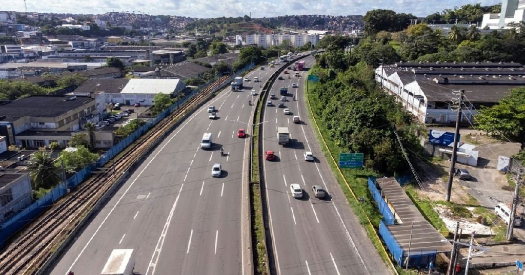 Prefeitura de Salvador prorroga por três anos licença para obras no entorno da Br-324