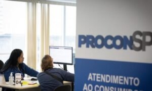 Rematrícula 2026: orientações do Procon-sp para evitar abusos nos contratos escolares