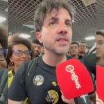 Renan Santos aponta...