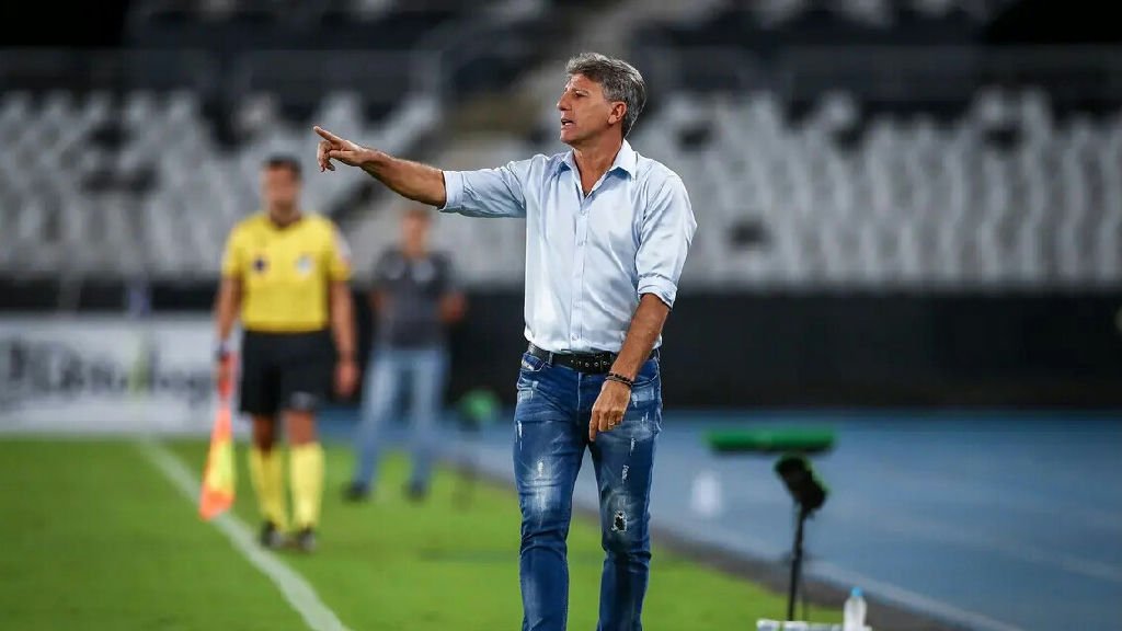 Renato Gaúcho retorna ao Grêmio para sua quinta passagem no comando técnico