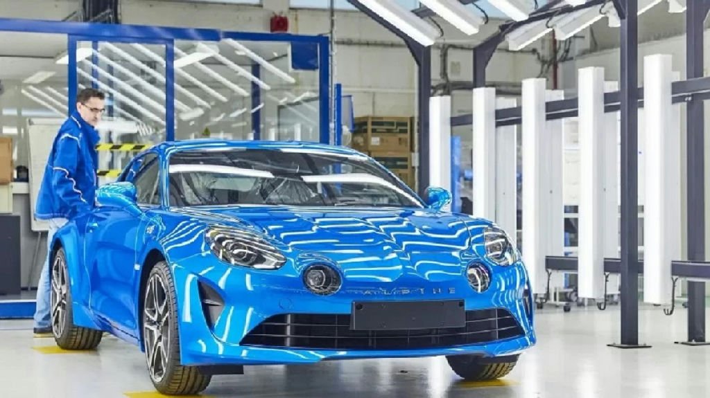 Renault e Geely anunciam investimento bilionário para produção de elétricos no Brasil