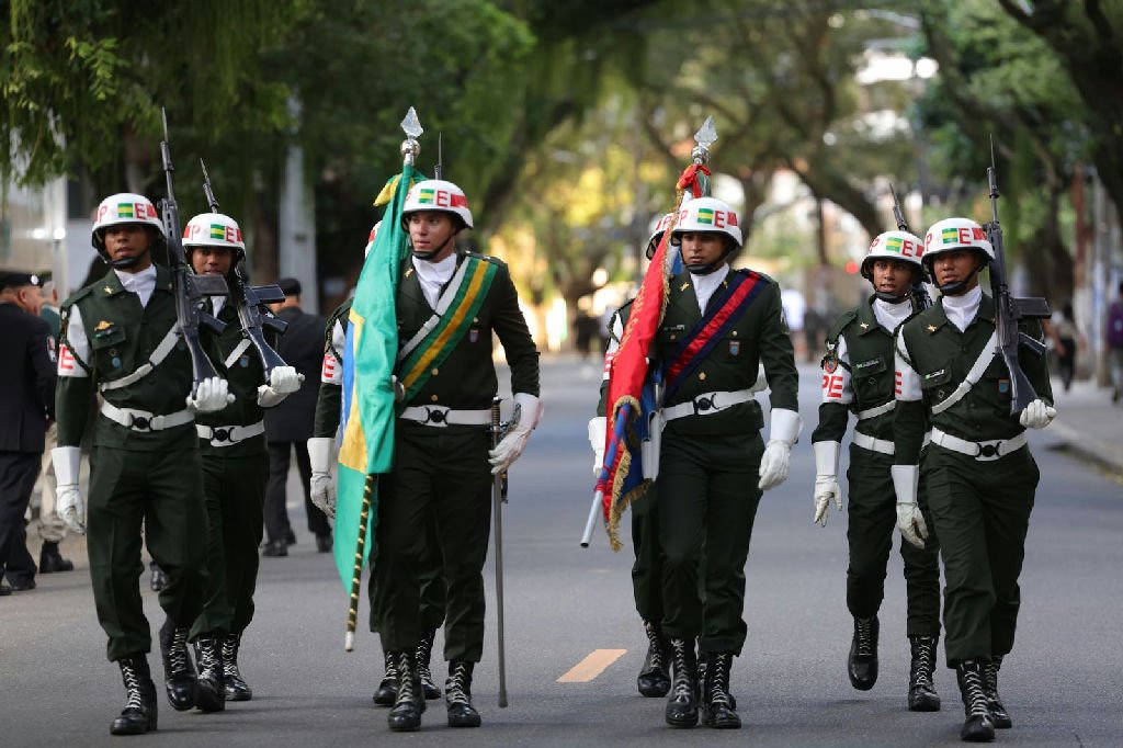 Salvador marca o 7 de Setembro com desfile cívico-militar e forte esquema de segurança