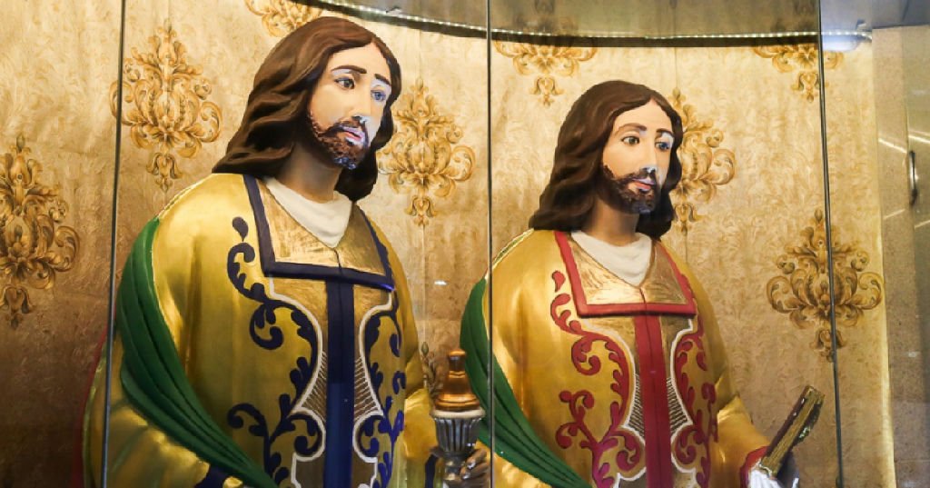 Santos Cosme e Damião são celebrados com festa e procissão na Liberdade
