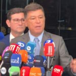 Senador Carlos Viana...