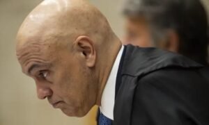 STF avalia abertura de investigação contra Alexandre de Moraes em sessão sob tensão