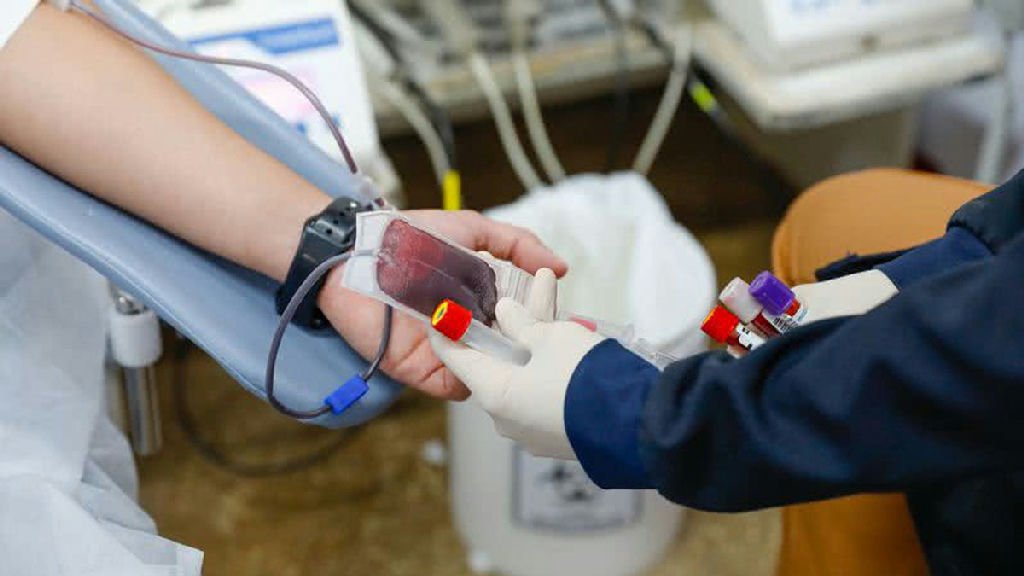 Testemunhas de Jeová flexibilizam normas sobre doação e uso de componentes sanguíneos