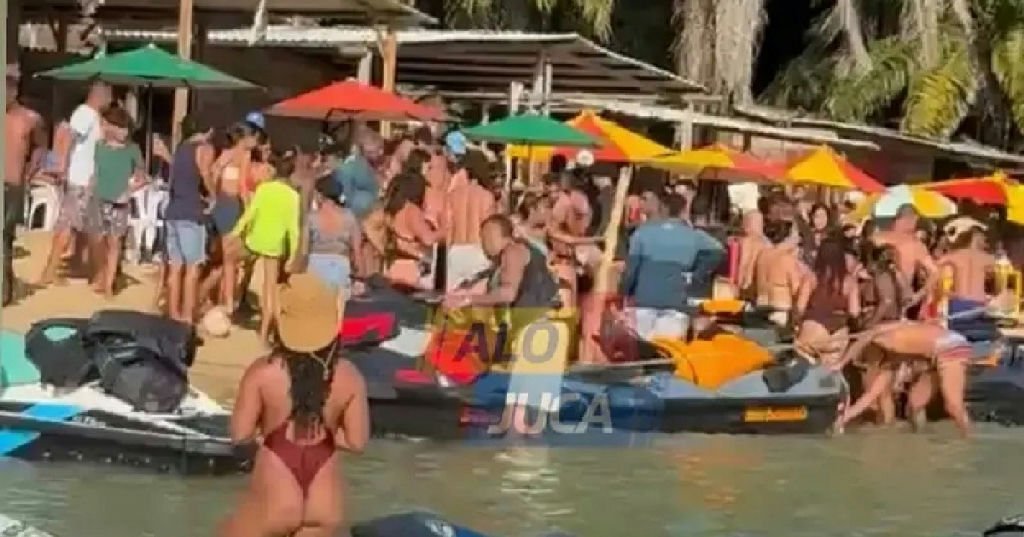 Tragédia em passeio de escuna termina com morte de jovem na Prainha do Lobato