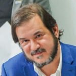 Tre-rj valida candidatura...