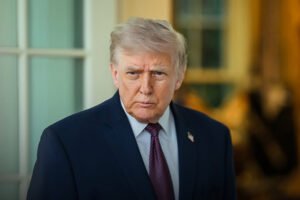 Trump retoma diplomacia e envia negociadores para tentar acordo de paz na Ucrânia
