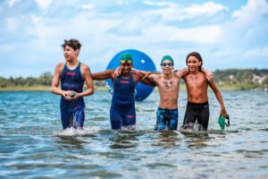 Ultramaratour Itaparica x Mutá desafia atletas em travessia de 16 quilômetros na Bahia