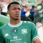 Zagueiro Darlan Dutra...