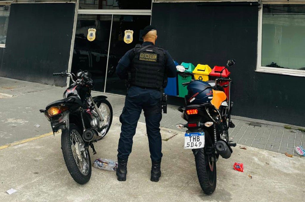 Ação da Guarda Municipal em Salvador localiza motocicleta roubada e veículo adulterado no Tororó