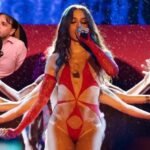 Anitta segue Renan...