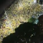 Apoiadores ocupam avenida...