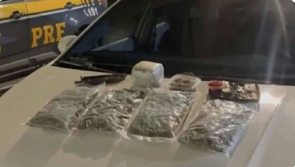 Apreensão de drogas e armamento marca fiscalização da PRF na Br-324