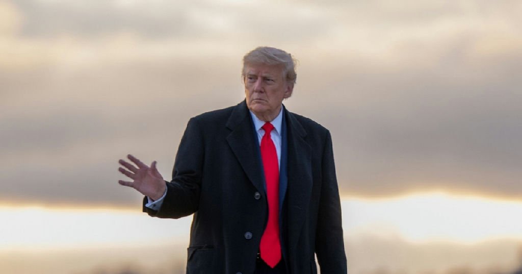 Aprovação presidencial recua e oposição amplia vantagem nos Estados Unidos