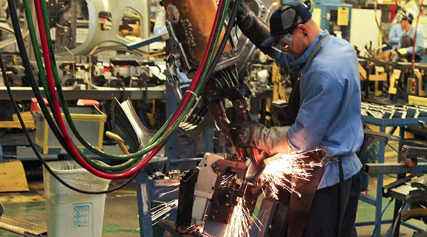 Atividade econômica brasileira registra alta de 0,3% em agosto