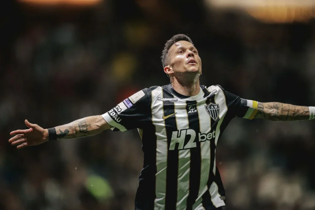 Atlético-mg supera Bragantino na Arena MRV com gol decisivo de Bernard