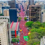 Ato na Avenida...