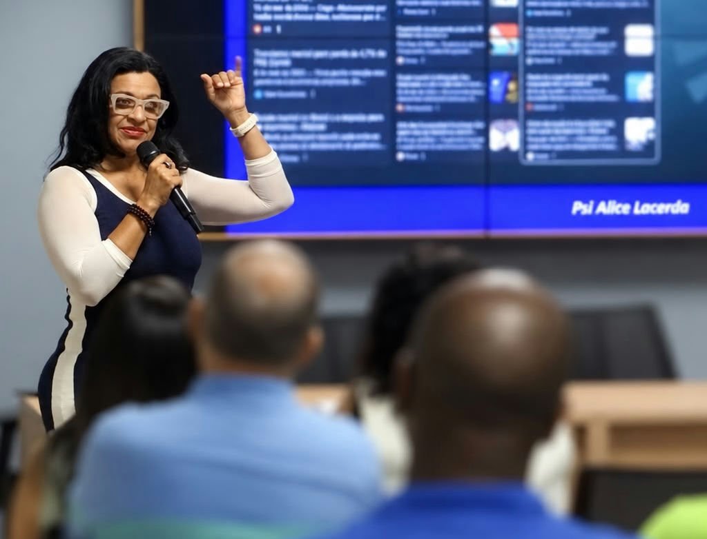 Aumento de divórcios após os 50 anos na Bahia redefine autonomia feminina na maturidade