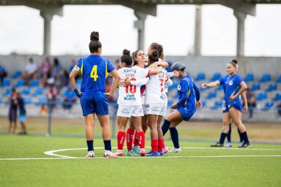 Bahia é derrotado pelo Jacobina mas assegura vaga na final do Campeonato Baiano Feminino