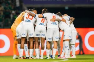 Bahia tropeça diante do Palmeiras e perde vaga no G-5 do Brasileirão