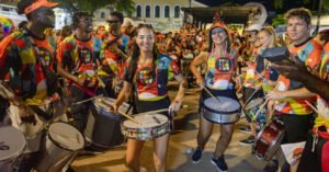 Batucada Toca Tambor celebra o Mês da Percussão com evento especial em Salvador