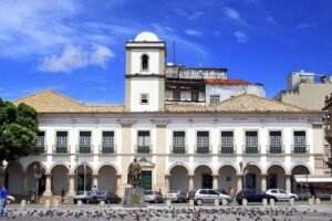 Câmara Municipal de Salvador gasta milhões em informática sob reclamações de servidores