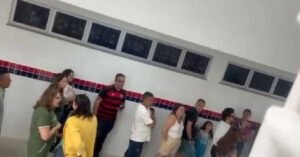 Candidata é filmada em suposta prática de boca de urna em Vitória da Conquista