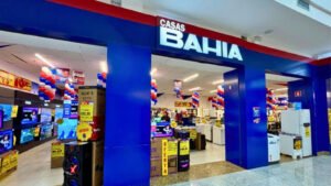Casas bahia realiza leilão de móveis com descontos e lances iniciais baixos