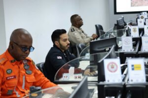 Centro de comando da SSP monitora segurança das eleições na Bahia em regime ininterrupto