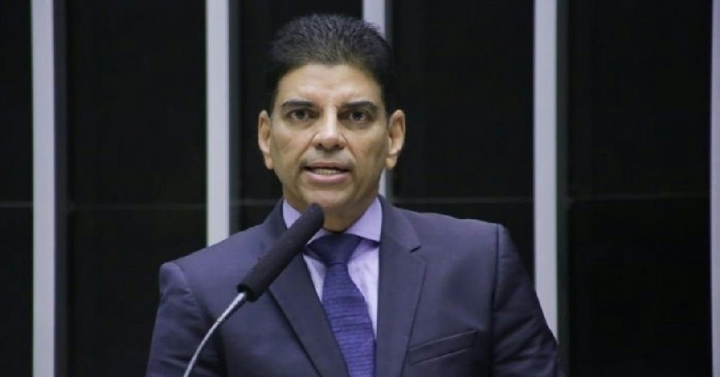 Cláudio Cajado se prepara para assumir comando estadual do PP em 2027