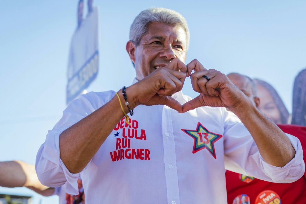 Crescimento de Jerônimo Rodrigues na Bahia impulsiona candidaturas petistas no Nordeste