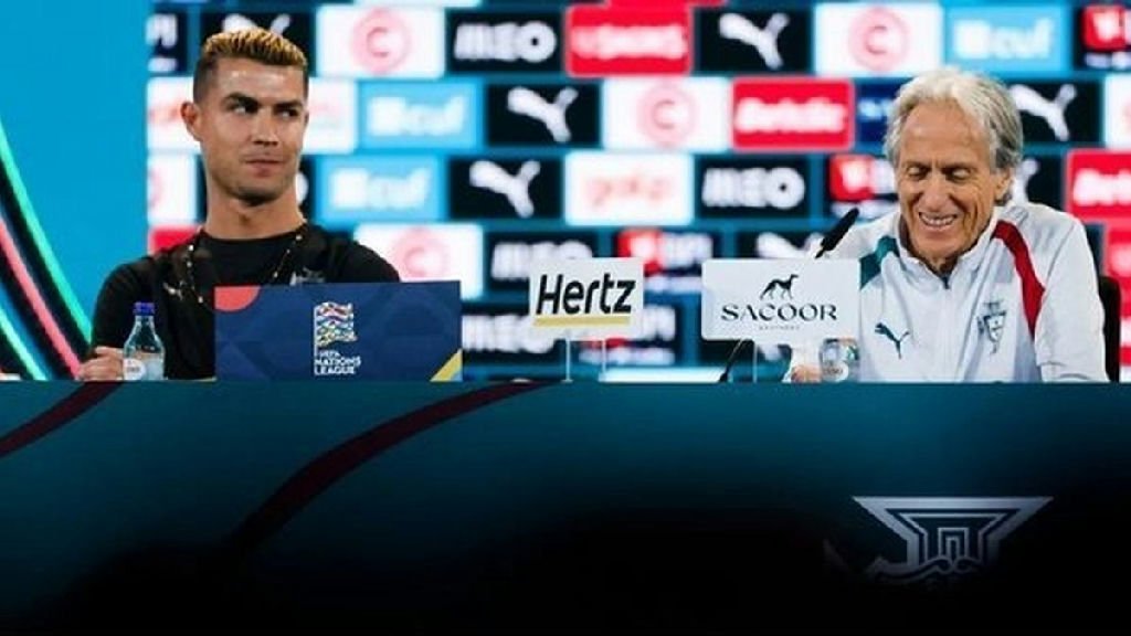 Cristiano Ronaldo exibe novo visual após deixar concentração da seleção portuguesa
