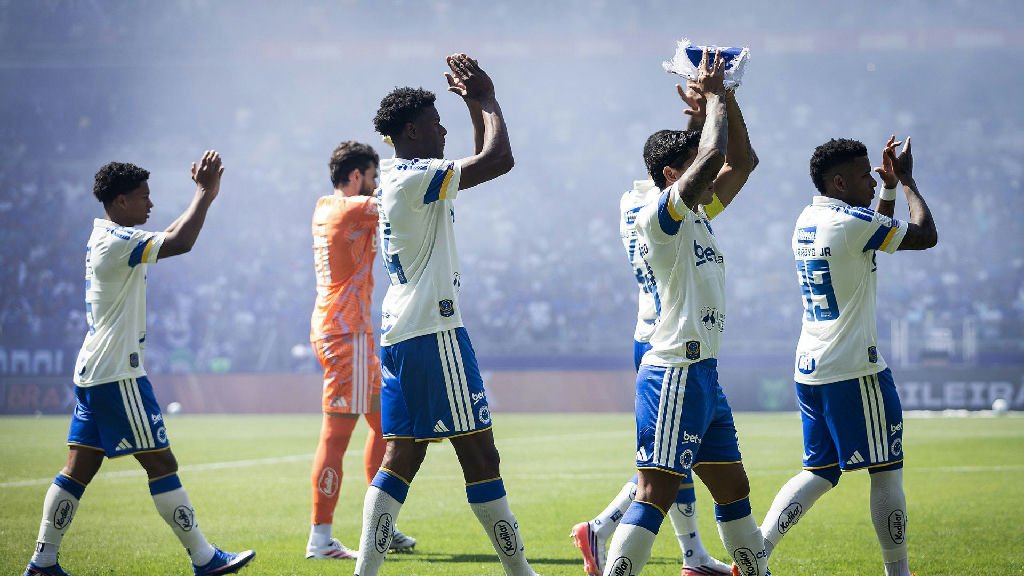 Cruzeiro contrata Paulinho para reforçar a diretoria de futebol da SAF