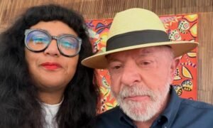 Déia Freitas, do podcast Não Inviabilize, é hospitalizada após primeiro turno das eleições