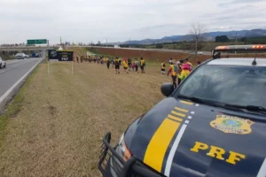 Der-sp emite recomendações de segurança para romeiros e motoristas rumo a Aparecida