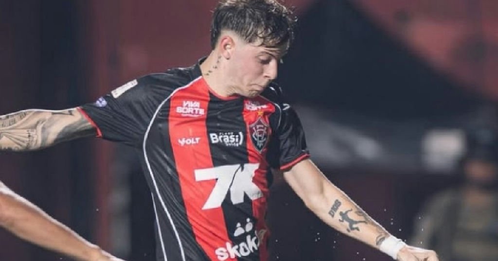 Diego Tarzia é desfalque confirmado do Vitória para confronto contra o São Paulo