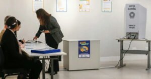 Eleições 2026: urnas são encerradas e Justiça Eleitoral inicia apuração dos votos