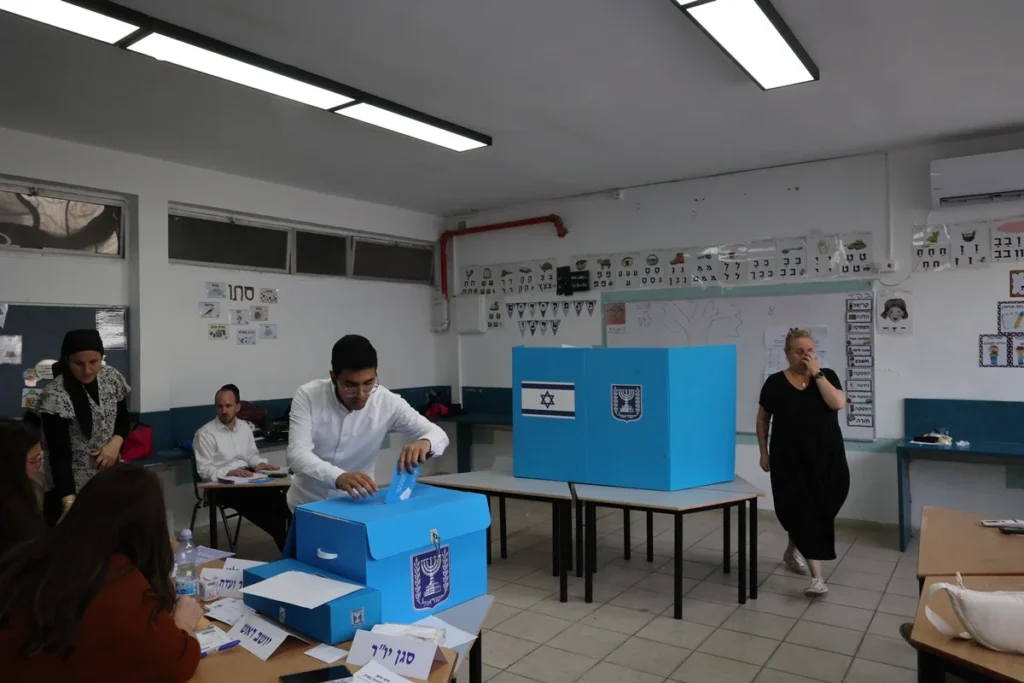 Eleições em Israel geram impasse político sem maioria no parlamento