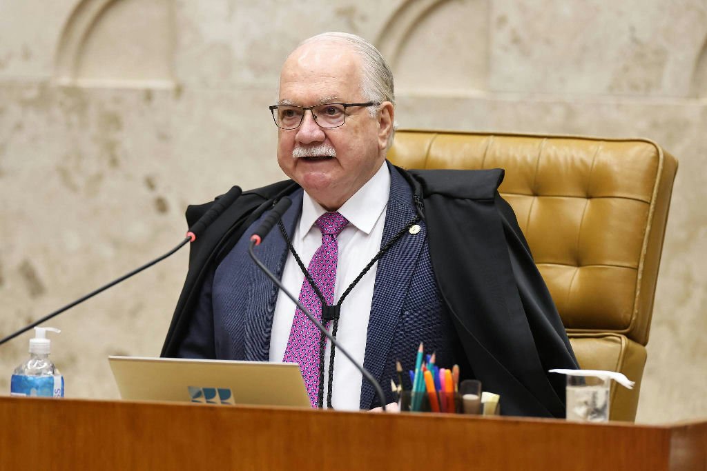 Fachin reafirma supremacia da democracia e limites constitucionais no STF