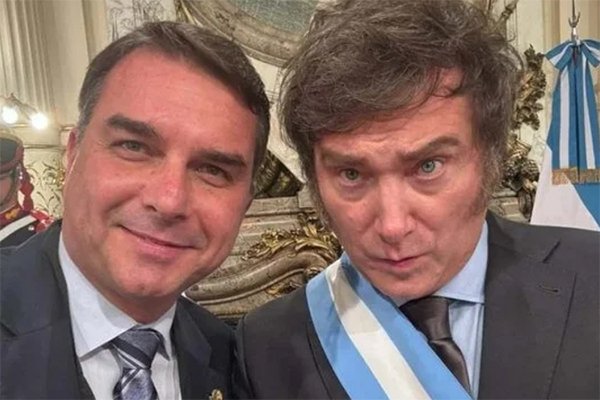 Governo chama representante de Javier Milei ao Itamaraty por fuga de Flávio Bolsonaro