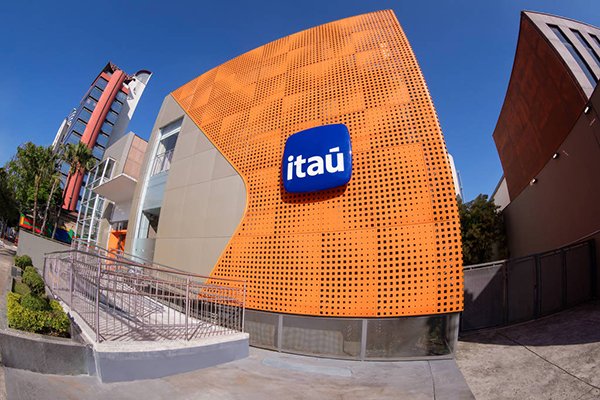 Itaú reduz projeção do PIB de 2027 e aponta inflação acima da meta