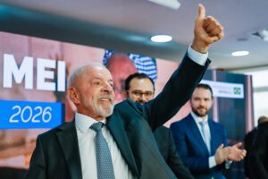 Lula aposta em rejeição de rival com pressão pela abertura de sigilo